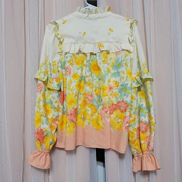 FATE Ombre Floral Split Neck Ruffle Blouse w/ Ties, Lined, Size Small, EUC! - Picture 5 of 15